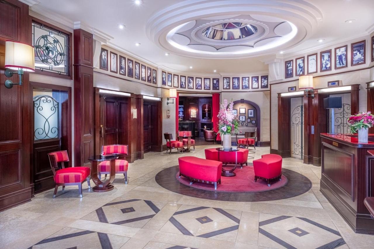 Hotel Pont Royal פריז מראה חיצוני תמונה The lobby of the hotel