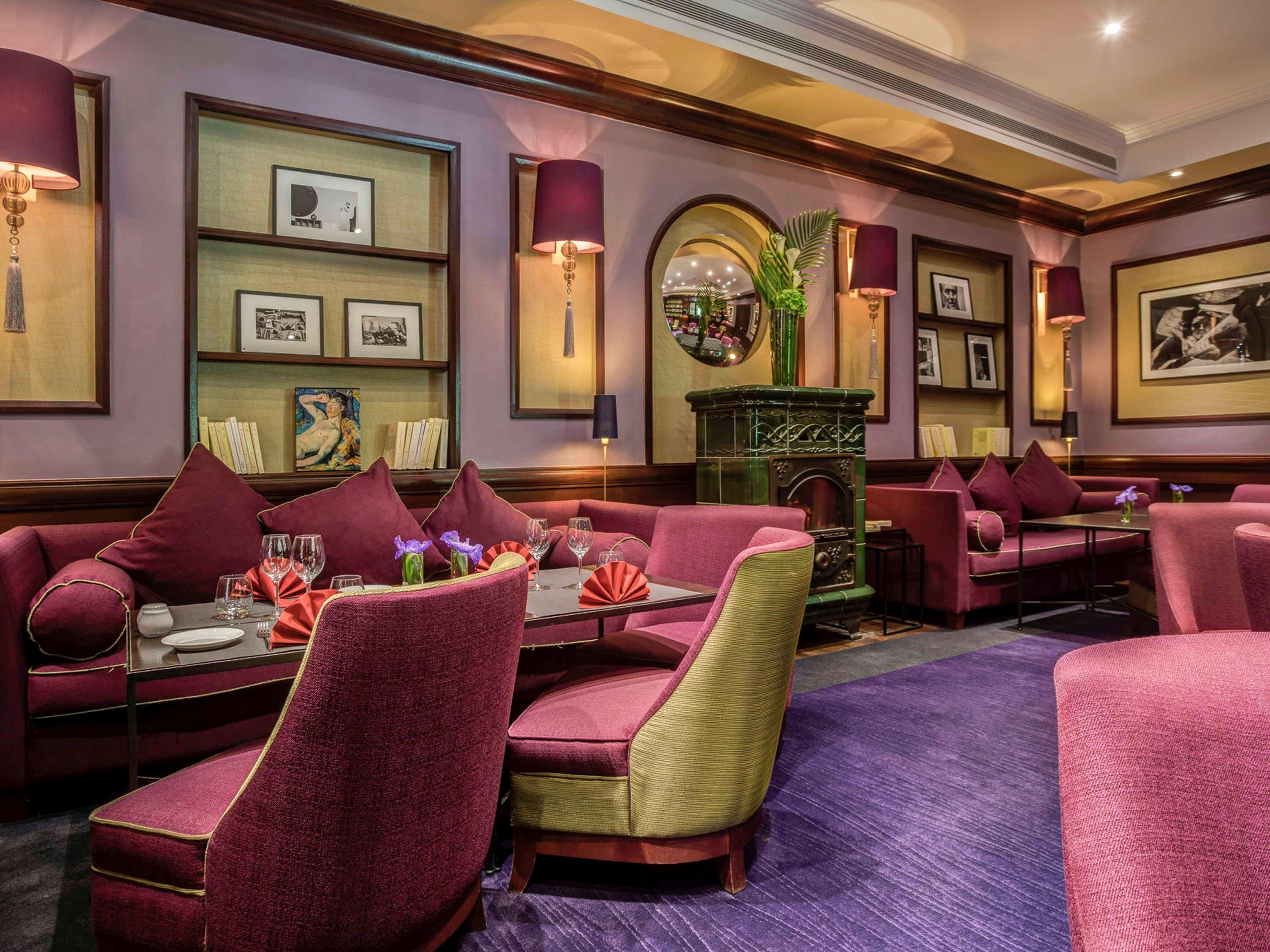 Hotel Pont Royal פריז מראה חיצוני תמונה The interior of the restaurant