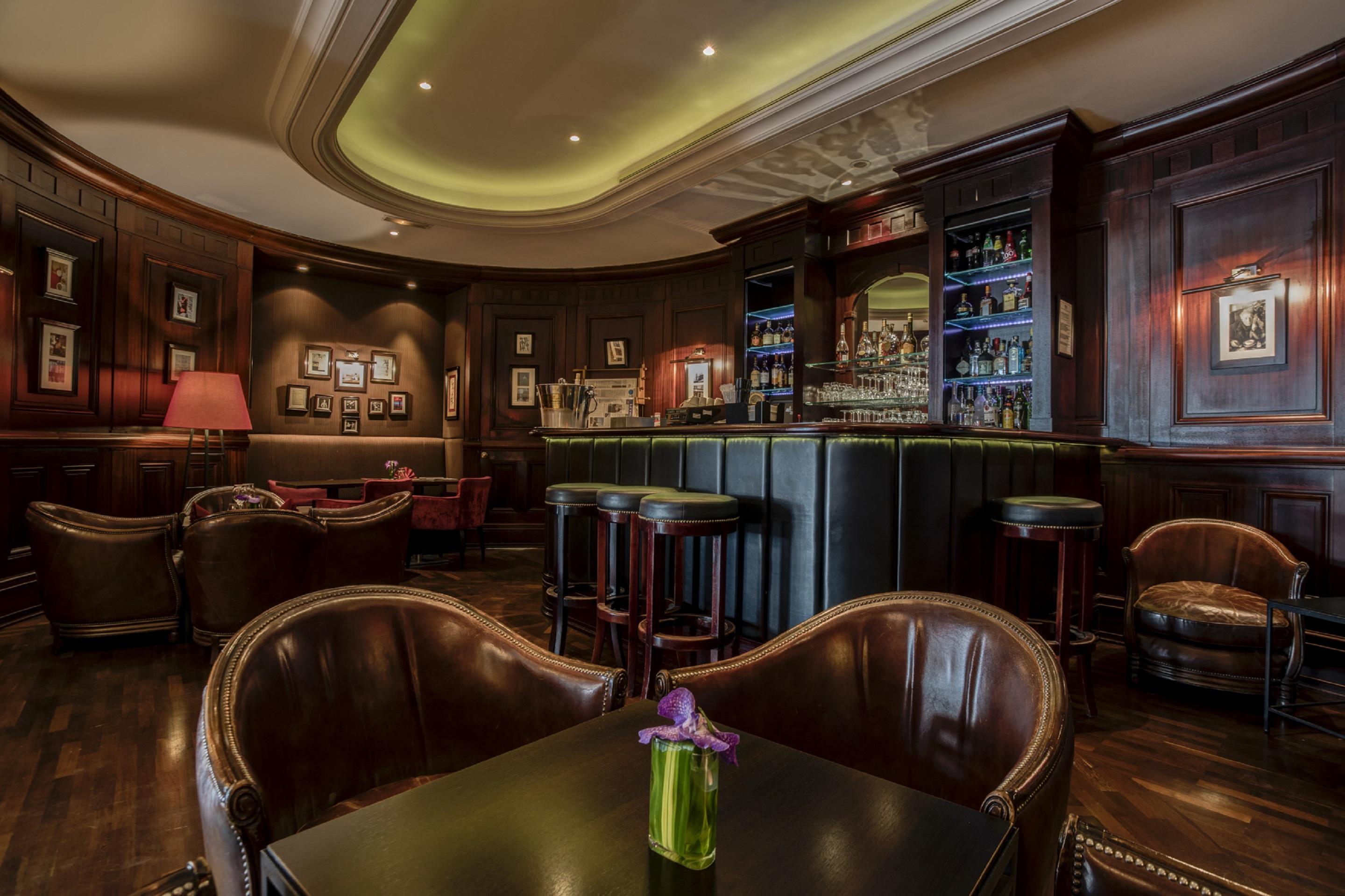 Hotel Pont Royal פריז מראה חיצוני תמונה The bar at the St. Regis Istanbul